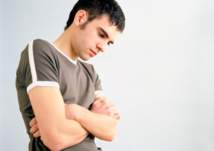 8 أعراض لاحتقان الخصية