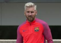 بالصور.. ميسي يكشف سر صبغ شعره!