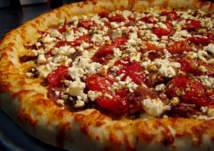 اكتشاف علمي جديد يفسر حبكم للبيتزا