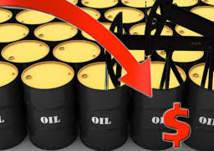 ارتفاع المعروض يضغط على أسعار النفط