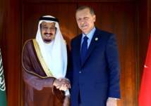السعودية وتركيا توقعان 8 اتفاقيات استثمارية