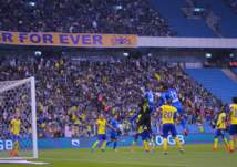 بالصور.. التعادل يحسم ديربي النصر والهلال بالدوري السعودي