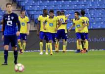 النصر يطيح بالهلال من كأس ولي العهد في مباراة مثيرة للجدل تحكيمياً.. صور