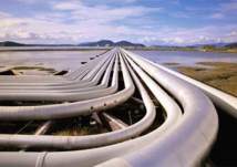 تغيير مسار خط أنابيب غاز بين أيران وعُمان لتفادي مروره بالإمارات