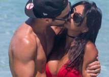 بالصور.. هكذا احتفل نجوم كرة القدم بـ "الفالنتين"