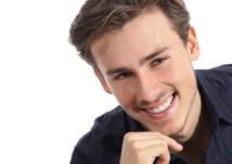 7 طرق طبيعية لتبييض الأسنان