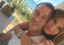 بالصور.. تيري يحتفل بالدوري الإنجليزي في عطلة رومانسية مع زوجته