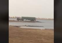 فيديو صهريج يُفرغ مياه الصرف داخل بحر "ينبع" تثير استياء رواد مواقع التواصل