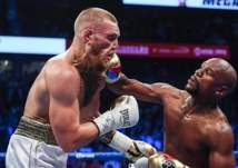 بالصور.. الضربة القاضية تحسم نزال المليار دولار