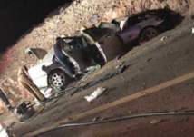 بسبب الجمال السائبة. . وفاة رجل وطفلة وإصابة امرأة في حادث سيارة بالمدينة