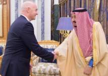 صور- ماذا دار في لقاء العاهل السعودي مع رئيس "فيفا"؟
