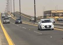 المرور يخفض سرعة الطريق على جسر الخليج بالرياض. . والسبب؟
