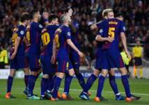 بالصور.. "النيران الصديقة" تهدي برشلونة فوزاً كبيراً على روما