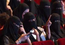 بالفيديو.. عرض أزياء في السعودية يشعل مواقع التواصل