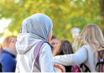 النمسا تحظر الحجاب بالمدارس الابتدائية