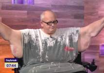 هكذا يعيش أسمن رجل في العالم؟