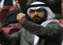 ما سبب حرمان الشيخ فهد طلال الفهد من دخول الملاعب؟