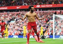 خلع القميص اسلوب "محمد صلاح" للاحتفال بالأهداف.. فما العقوبة التي تنتظره؟