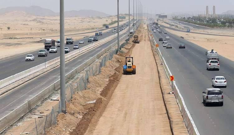 فيديو لطفل بسيارة في جدة يثير حالة غضب بالمملكة. . وتدخل عاجل من المرور