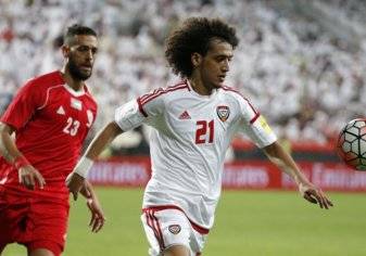 بالصور.. "فيفا" يحتفل بعيد ميلاد "عموري"