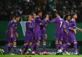 بالصور.. فوز قاتل يضع ريال مدريد في ثمن نهائي دوري الأبطال