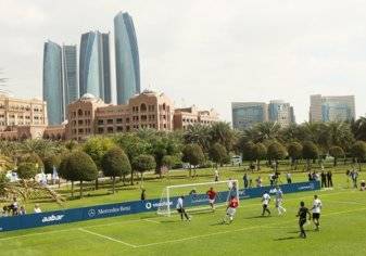 بالصور.. هذا المكان يستضيف معسكر مانشستر سيتي في أبوظبي