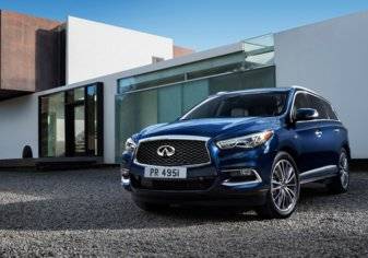 ترقيات عديدة في إنفينيتي QX60 لتجربة مفعمة  بالفخامة في عالم قيادة السيارات