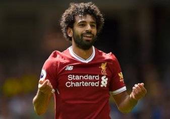 بالصور.. تمثال لـ "محمد صلاح" يثير سخرية المصريين