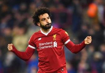 بالفيديو والصور-لفتة رائعة من محمد صلاح تجاه طفل