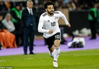 بالصور- إطلاق اسم محمد صلاح على أحد متاجر ليفربول