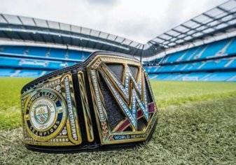 لماذا ظهر حزام WWE في احتفالات مانشستر سيتي بلقب الدوري؟- صور