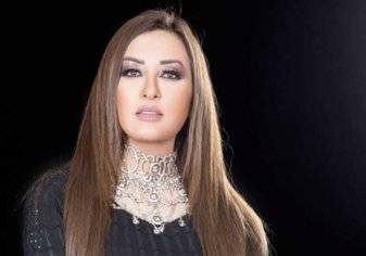 بالفيديو- الفنانة التونسية لطيفة تنهمر في البكاء على الهواء: "بخاف من رمضان"