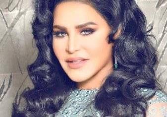 بالفيديو.. هذا أول ما فعلته الفنانة أحلام عندما وصلت جدة!