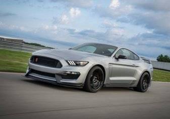 فورد تزيح الستار عن أيقونتها Mustang Shelby GT350R الجديدة (صور)