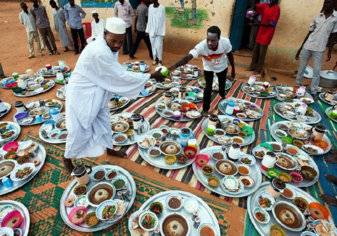 تلفزيون السودان يبث آذان المغرب قبل موعده!