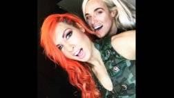 016_beckylynchwwe1--f6a274899500294115a7c7708574e388.jpg