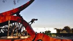 Lee Hoagland - Dubai Skateborading - 2012.jpg