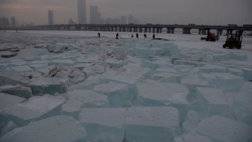 133-014217-china-ice-festival-frost-24.jpeg